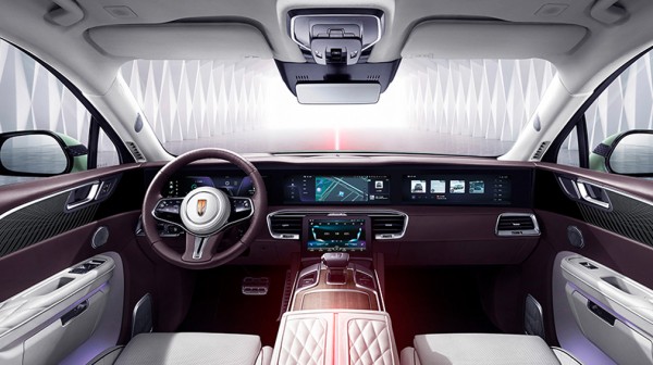 Электрический Hongqi E-HS9 начали продавать в Европе