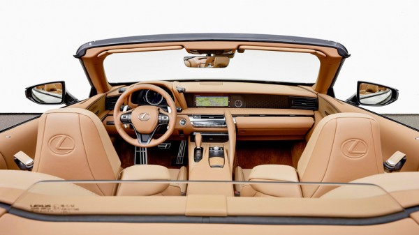 Компания Lexus доработала LC 500 2022 модельного года