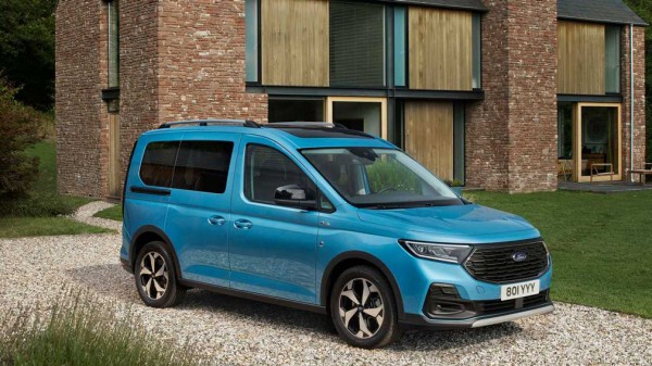Компания Ford представила новый компактвэн Ford Tourneo Connect  в Европе