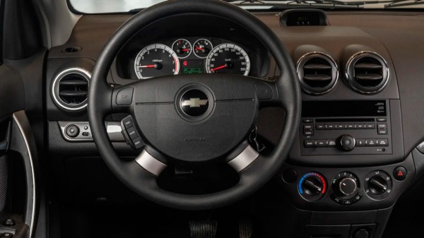 ТОП-5 самых дешевых иномарок на российском рынке в октябре 2021 года