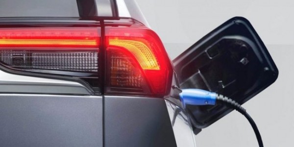 Главный научный сотрудник Toyota: не всем следует водить электромобиль