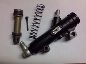 Главный рабочий цилиндр сцепления: принцип работы, неполадки, ремонт