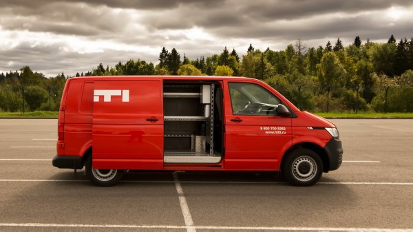 Как построить светлое будущее: зачем Volkswagen Коммерческие автомобили и Hilti переоборудуют машины