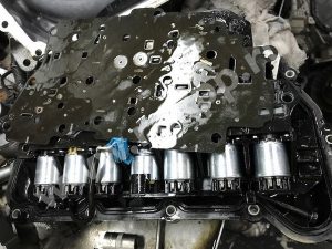 Проблемы в работе АКПП: коробка автомат не набирает скорость, машина не едет назад