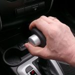 Проблемы в работе АКПП: коробка автомат не набирает скорость, машина не едет назад