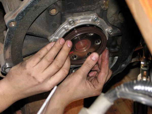 Замена сальника гидротрансформатора АКПП