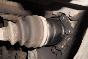 Замена сальника на коробке передач