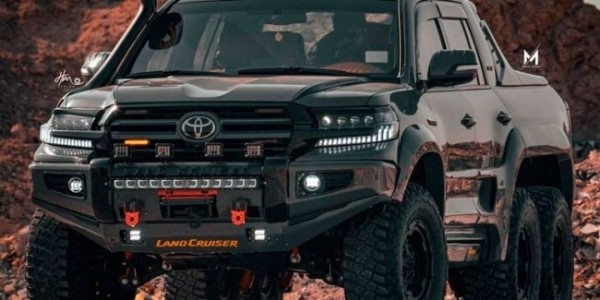 В Ираке надругались над Land Cruiser 200