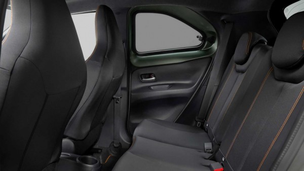 Toyota представила новый компактный кроссовер Toyota Aygo X