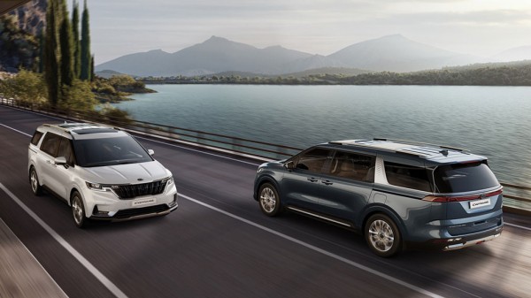 ТОП-3 премиальных минивэнов на авторынке России