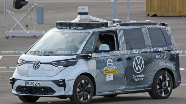 Компания Volkswagen рассекретила внешность серийного электрокара ID. Buzz