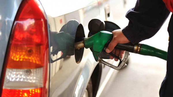 Автоэксперт Кирилл Бревдо объяснил, что делать, если авто не заводится в мороз