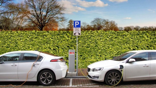 Китай стал мировым лидером по числу представленных на рынке электрических авто в 2021 году