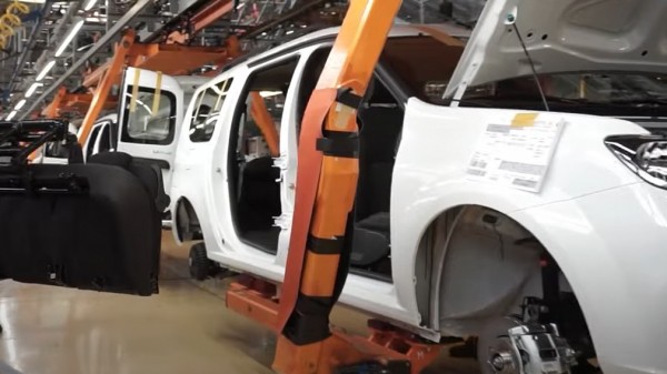 АвтоВАЗ модернизировал производство автомобилей на линии B0