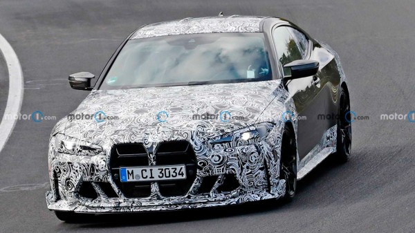 BMW M4 CSL станет легче на 100 килограммов