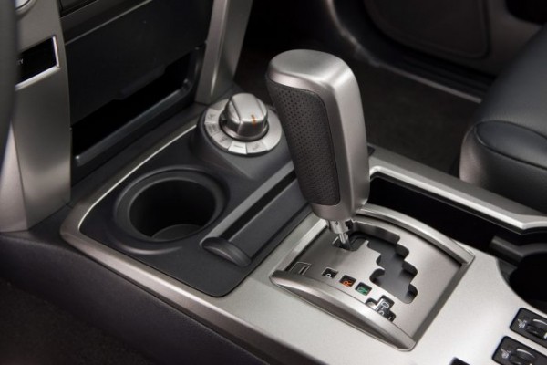 Дергается АКПП: почему пинается автоматическая коробка передач