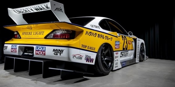 20-летний Nissan Silvia еще имеет порох