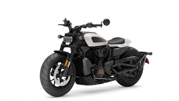 Harley-Davidson начал продавать в РФ новую модель за 1,5 млн рублей