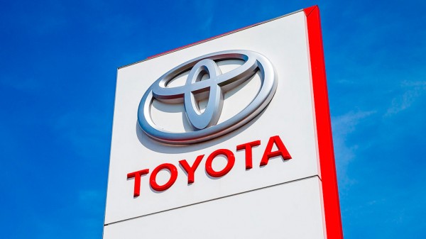 Американская Tesla стала самой упоминаемой автомобильной компанией в соцсетях