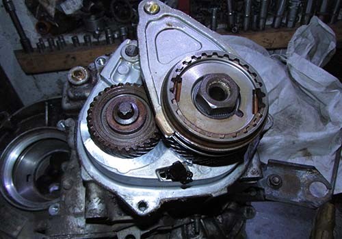 КПП Лада Ларгус : устройство и особенности