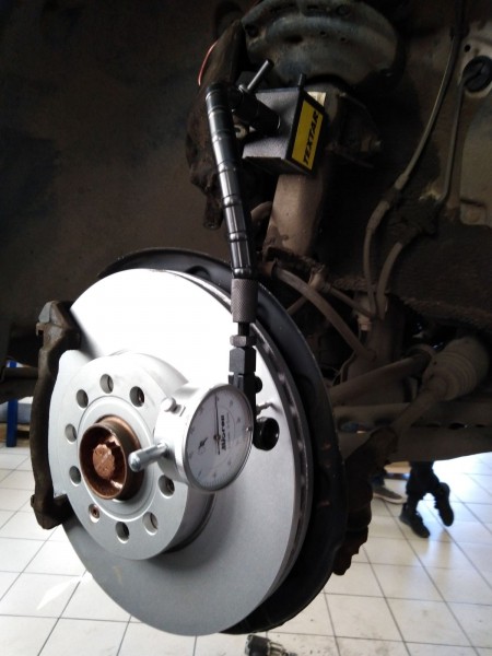 От педали до колеса: что влияет на эффективность тормозов?