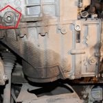 Шприц для заливки масла в коробку передач: особенности и выбор