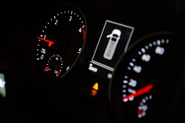 Volkswagen Crafter и масло LUKOIL в морозильной камере: испытания экстремальным холодом