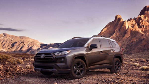 Названы 9 вещей, которые радуют и раздражают владельцев Toyota