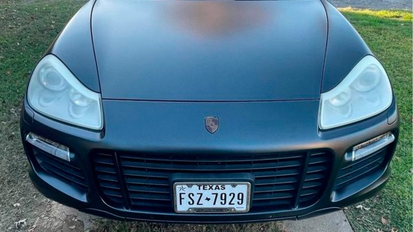 В США на продажу выставили кроссовер Porsche Cayenne в кузове кабриолет