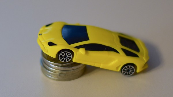 Глава Минпромторга РФ Денис Мантуров не поддержал ограничение 10% максимальной наценки дилеров при продаже автомобилей