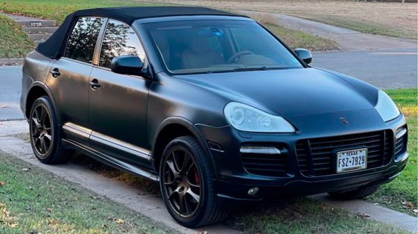 В США на продажу выставили кроссовер Porsche Cayenne в кузове кабриолет