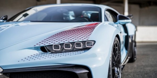 Bugatti представила уникальный Chiron Pur Sport Grand Prix