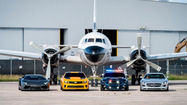 Режиссёр франшизы &laquo;Трансформеры&raquo; выставил на продажу коллекцию автомобилей из своих фильмов