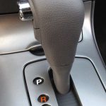 Для чего нужна кнопка на ручке АКПП