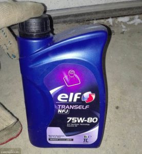 Какое масло залить в коробку Лада Веста