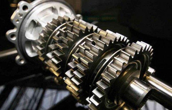 Масло для трансмиссии: особенности трансмиссионных масел