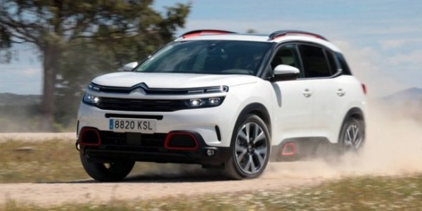 Новинку Citroen засветили на премьере другой модели: скорее всего, это свежий C5 Aircross