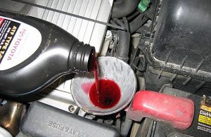 Сколько трансмиссионного масла в автоматической коробке передач и вариаторе