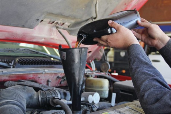 Сколько трансмиссионного масла в автоматической коробке передач и вариаторе