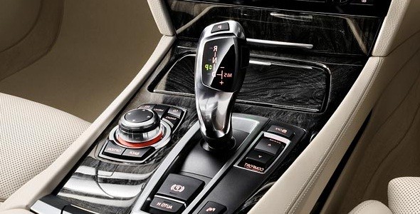 Трансмиссия: виды коробок передач