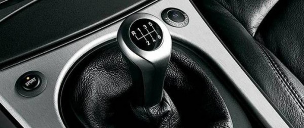 Вождение автомобиля с механической коробкой передач: основные правила