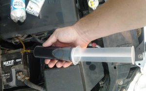 Высокий уровень масла в АКПП: последствия и риски