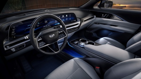 ТОП-4 технологичных салонов в серийных автомобилях