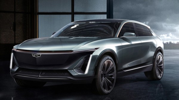 ТОП-4 технологичных салонов в серийных автомобилях