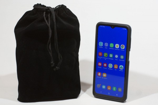 Бустер-пускач, компрессор и пауэрбанк в одном флаконе Бустер-пускач, компрессор и пауэрбанк в одном флаконе