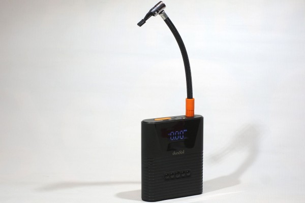 Бустер-пускач, компрессор и пауэрбанк в одном флаконе Бустер-пускач, компрессор и пауэрбанк в одном флаконе