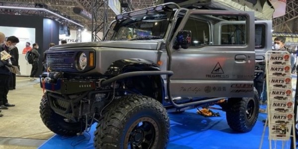 Пятидверный Suzuki Jimny от студентов