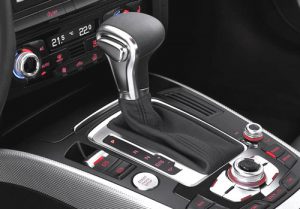 Чем отличается роботизированная коробка передач от автомата