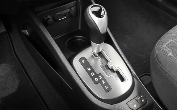 Как завести машину с коробкой автомат