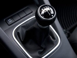 Когда переключать передачи на &laquo;механике&raquo;: порядок переключения передач и особенности